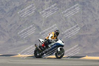 media/Sep-20-2025-Race Pace (Sat) [[d4e1b33f4d]]/Non Verified/Turn 9 (11am)/